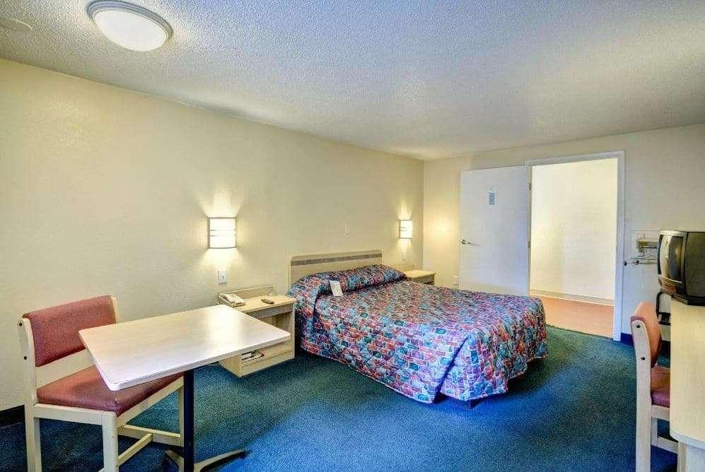 Knights Inn Burlington NC Buitenkant foto